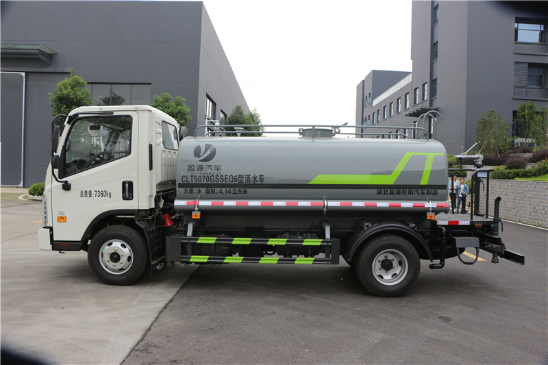 縱昂牌CLT5070GSSEQ6型灑水車(chē)