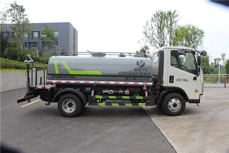 縱昂牌CLT5070GSSEQ6型灑水車(chē)