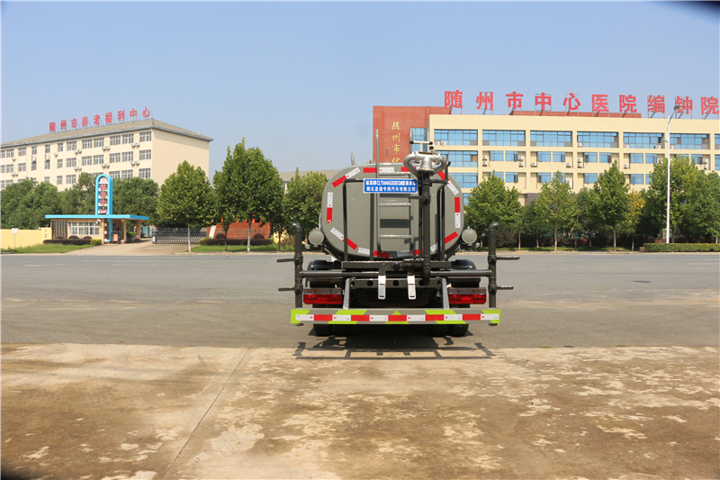 縱昂牌CLT5040GSSEQ6型灑水車(chē)