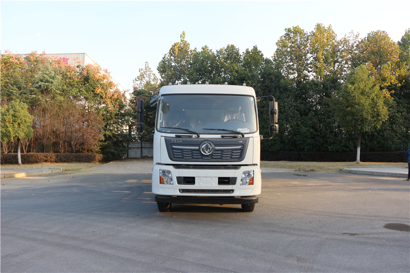 東風(fēng)天錦12噸抑塵車(chē)(50-80型霧炮)